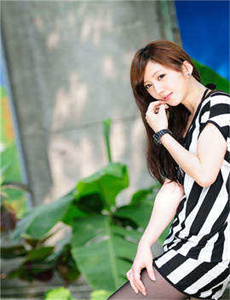 《人善交XUANWEN200喷水-姐姐的闺蜜5免费观看完整版》