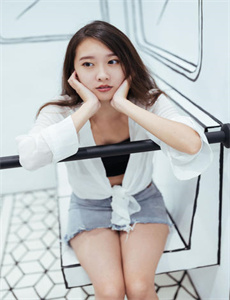 《美女私房照-2019国产最就视频》